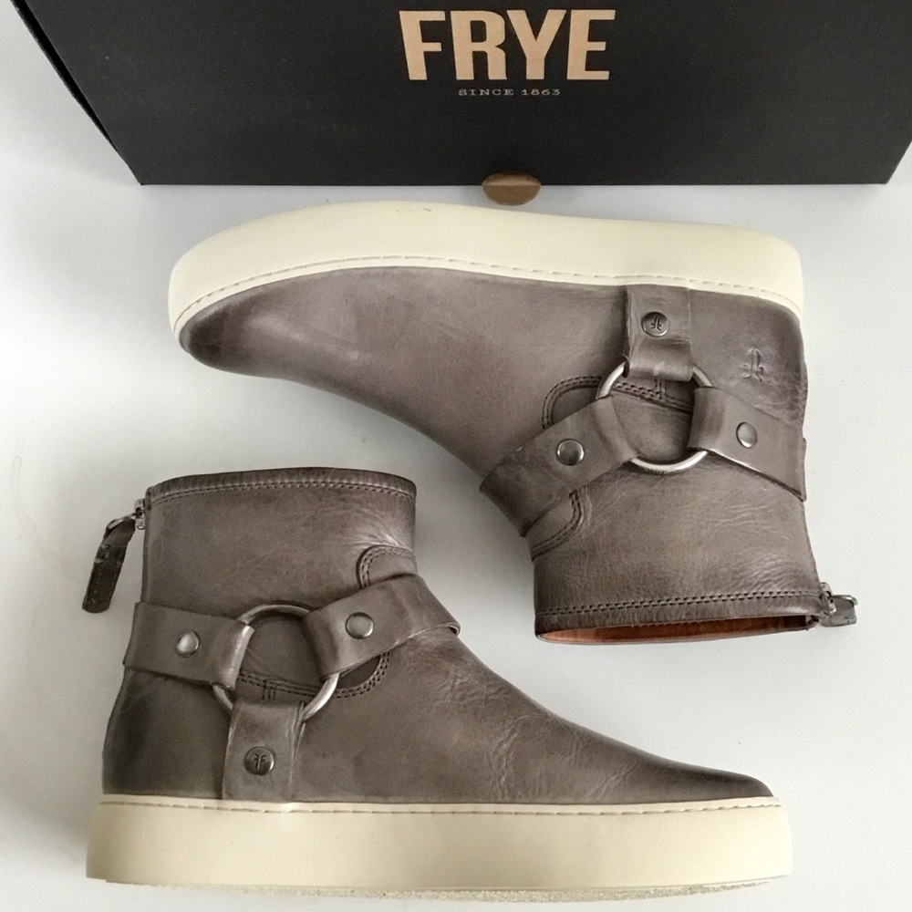 NIB Frye Lena Harness Boots (6.5)